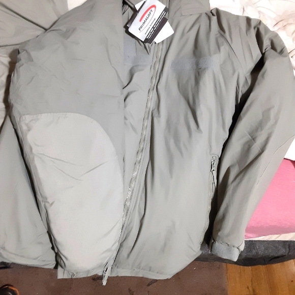 Snow suit - Picture 1 of 5